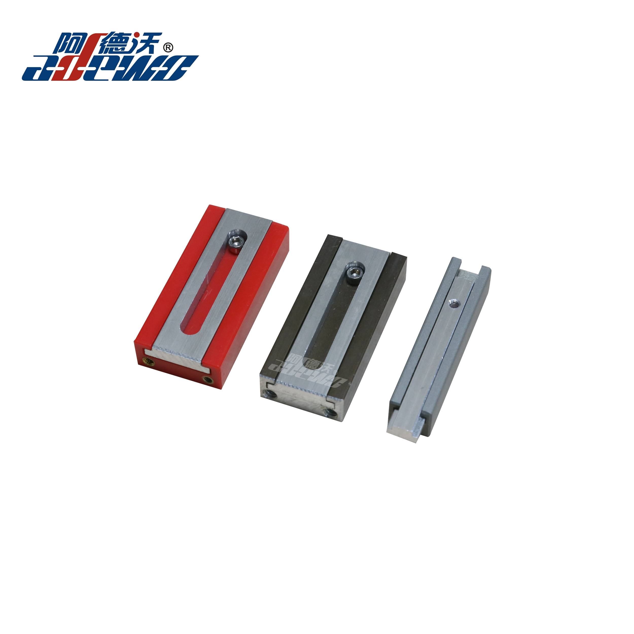 Qu'est-ce qui rend les accessoires de dénudage essentiels pour un travail de découpe plus rapide et plus propre ?