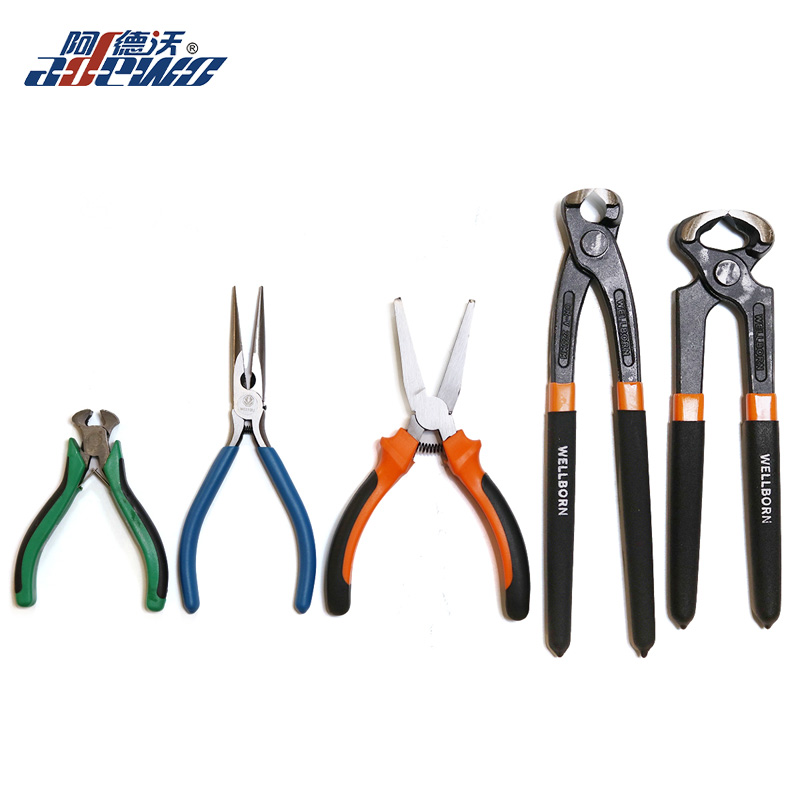 Pinces à règles pour fabrication de matrices